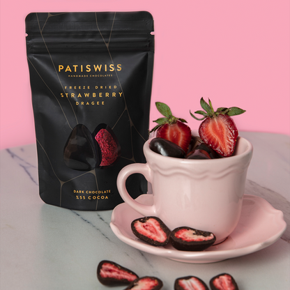 Patiswiss - Strawberry Dark Chocolate 80g