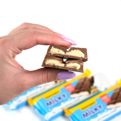 SNAQ FABRIQ - Milky Chocolate Bar Milk Chocolate + Cashew 55 g